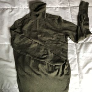 Bana Republic Silk and Cashmere Turtleneck Sweater